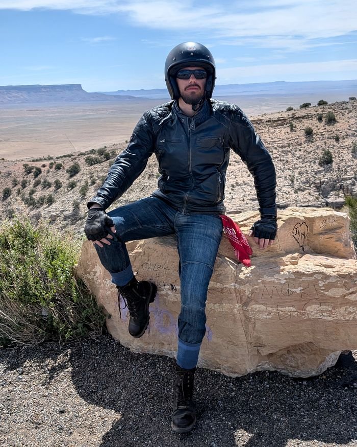 In moto nel West americano